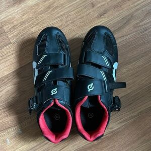 *Like New* Peloton Cycling Shoes